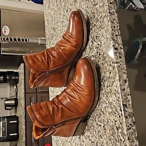 Miz Mooz leather zip detail booties